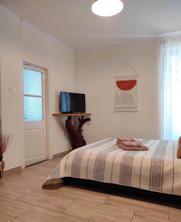 Nice Apartment In The City Center Rovinj Eksteriør billede